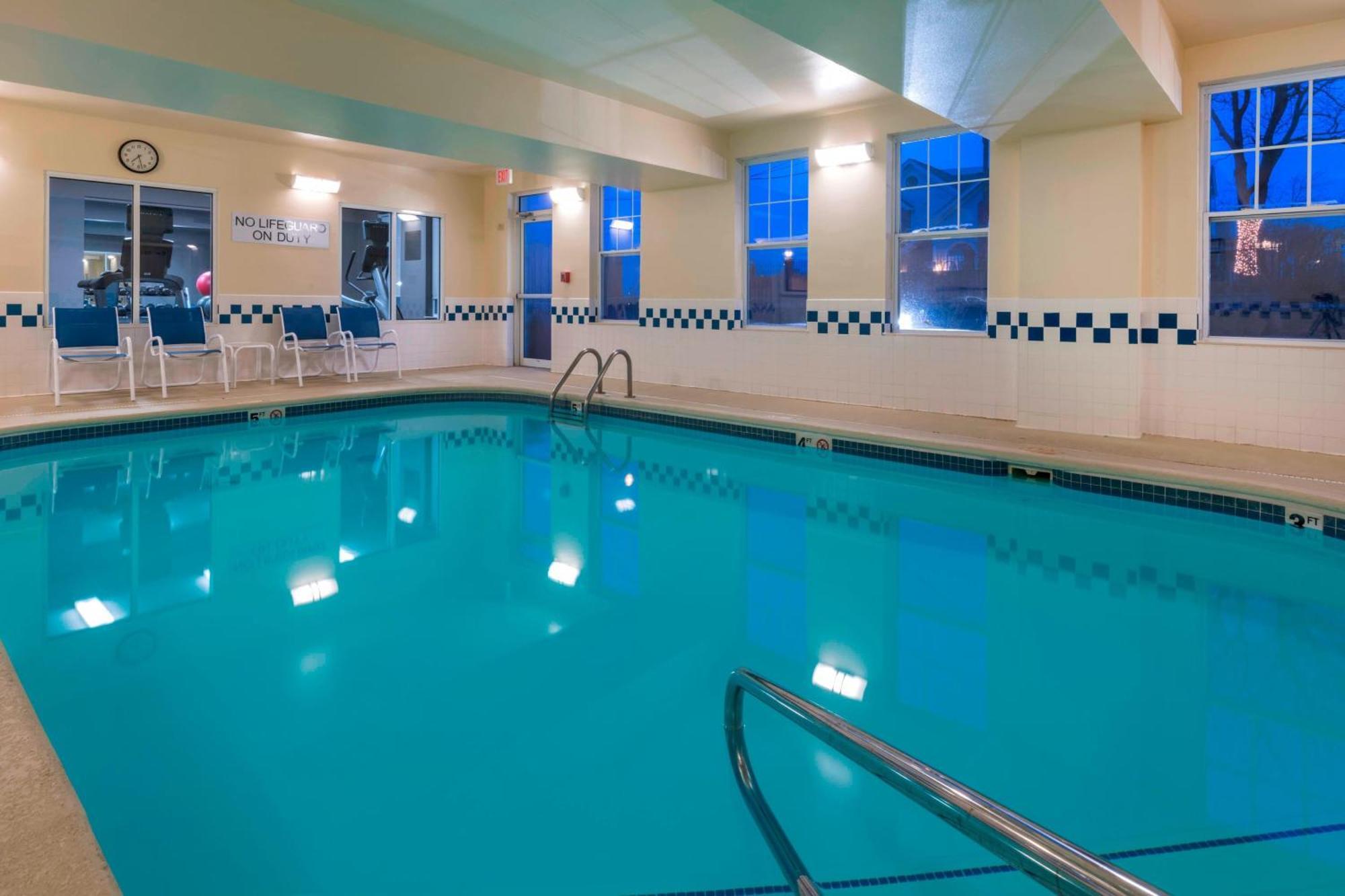Fairfield Inn Kansas City Downtown/Union Hill Екстер'єр фото