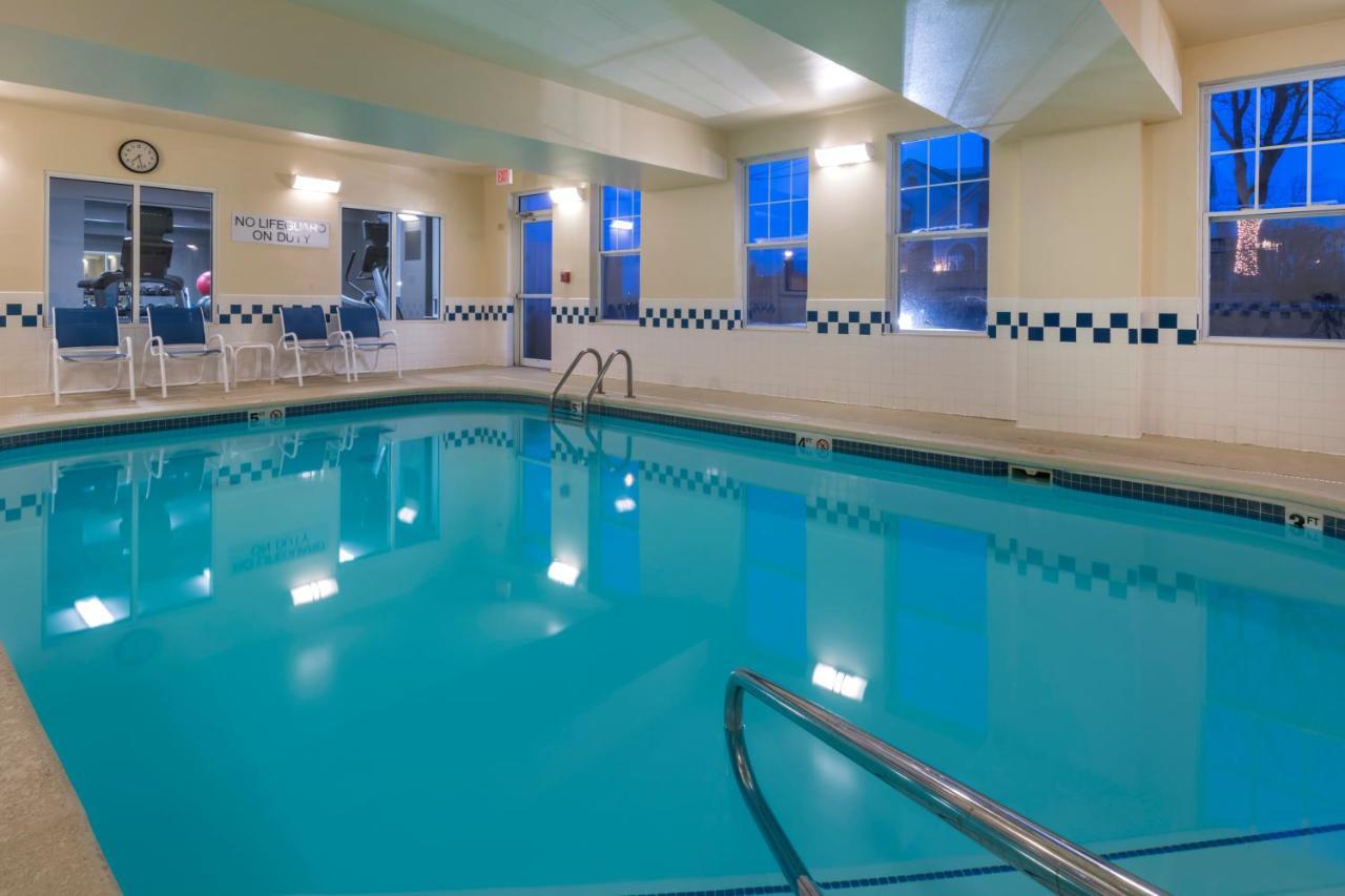 Fairfield Inn Kansas City Downtown/Union Hill Екстер'єр фото