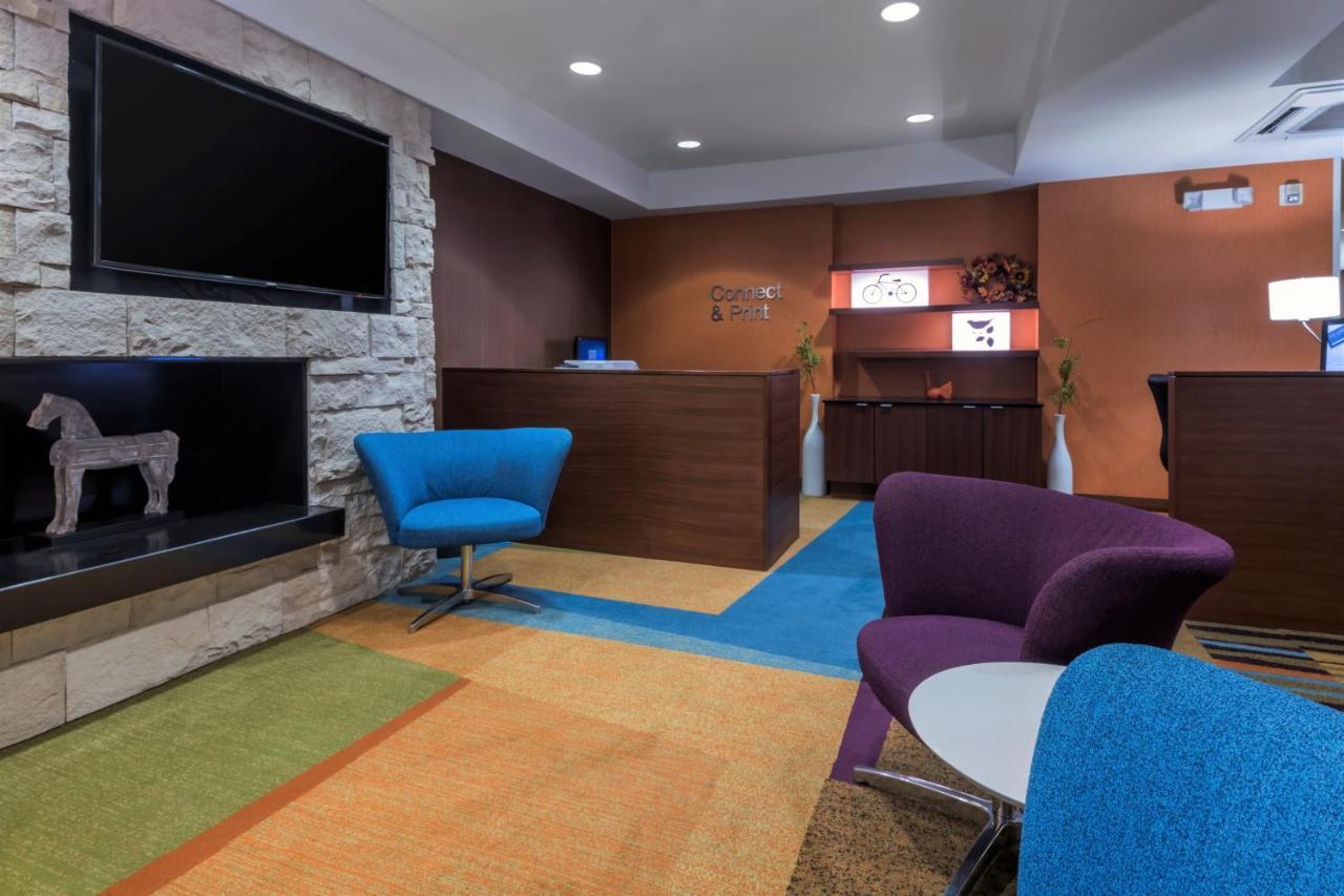 Fairfield Inn Kansas City Downtown/Union Hill Екстер'єр фото